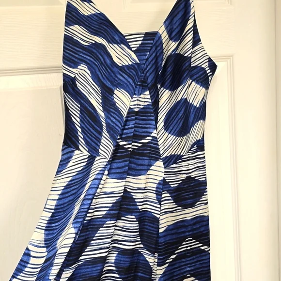 Banana Republic Satin Dress size S - Picture 4 of 6